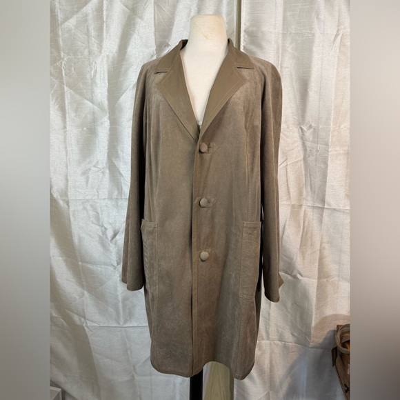 Leather/ suede reversible women’s trench coat - Picture 7 of 16